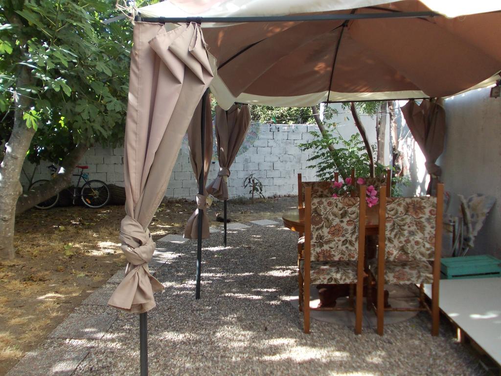 Bed and Breakfast Sardinia Eco Vegan House Zeddiani Exterior foto